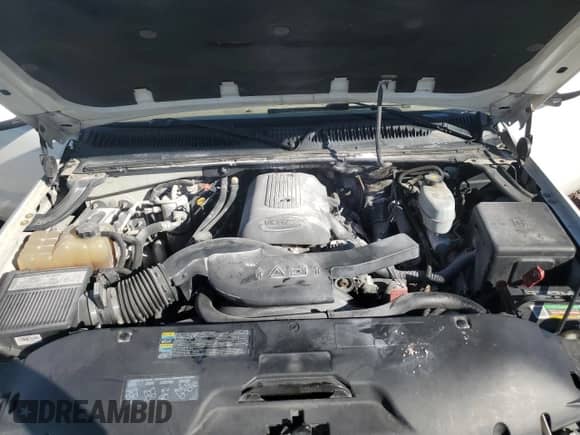 2004 Chevrolet Suburban LS с VIN 3GNFK16Z04G144186, выставлен на аукционе Copart как лот 85114505 с пробегом Не указан миль и Списание • Salvage title. История ставок и продаж доступна на DreamBid. Изображение 12.
