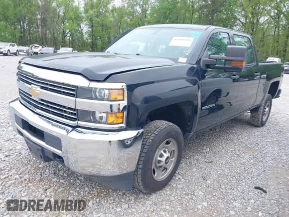 2016 Chevrolet Silverado 2500HD Work Truck с VIN 1GC1KUEG6GF193838, выставлен на аукционе IAAI как лот 41969110 с пробегом 72 392 миль миль и . История ставок и продаж доступна на DreamBid. Изображение 17.
