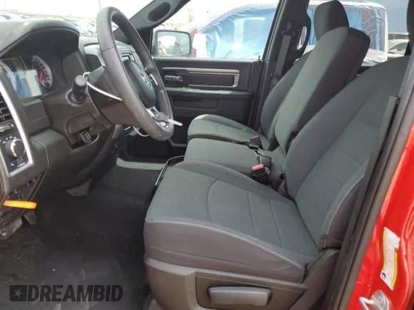 2024 Ram 1500 Warlock z VIN 1C6RR6LG7RS122887, wystawiony jako Copart lot #48895405 z przebiegiem 18 417 mil mil oraz Szkoda całkowita • Salvage title. Historia ofert i sprzedaży dostępna na DreamBid. Obrazek 7.