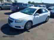2014 Chevrolet Cruze ECO с VIN 1G1PH5SB4E7170193, выставлен на аукционе IAAI как лот 42776732 с пробегом 130 245 миль миль и . История ставок и продаж доступна на DreamBid. Изображение 2.