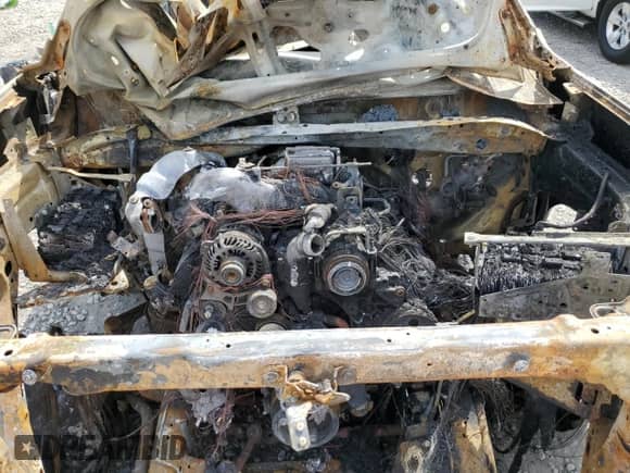 2021 Chevrolet Silverado 2500HD High Country с VIN 1GC4YREY2MF284117, выставлен на аукционе Copart как лот 52414664 с пробегом Не указан миль и На запчасти • Non repairable. История ставок и продаж доступна на DreamBid. Изображение 11.