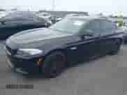 2013 BMW 5 Series 528i xDrive с VIN WBAXH5C57DD111720, выставлен на аукционе IAAI как лот 42972532 с пробегом 165 680 миль миль и . История ставок и продаж доступна на DreamBid. Изображение 2.