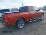 2013 Ram 1500 Express z VIN 1C6RR6FTXDS700420, wystawiony jako IAAI lot #42861555 z przebiegiem 138 643 mil mil oraz . Historia ofert i sprzedaży dostępna na DreamBid. Obrazek 4.