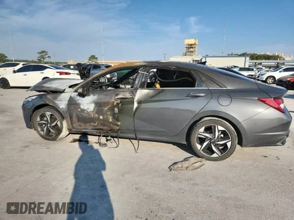 2023 Hyundai Elantra Limited with VIN KMHLP4AG4PU574451, listed as a Copart auction lot 80637095 with Not provided miles and Salvage title. Bid and sale history available at DreamBid. Image 2.