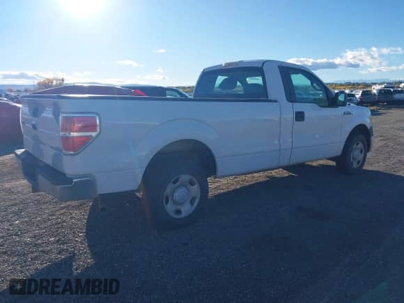 2009 Ford F-150 XL с VIN 1FTRF12819KA89965, выставлен на аукционе IAAI как лот 43433100 с пробегом 140 508 миль миль и . История ставок и продаж доступна на DreamBid. Изображение 4.