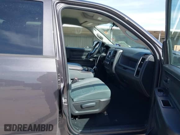 2016 Ram 1500 Tradesman with VIN 1C6RR6FG8GS119683, listed as a IAAI auction lot 41828511 with 174,536 mi miles and . Bid and sale history available at DreamBid. Image 5.