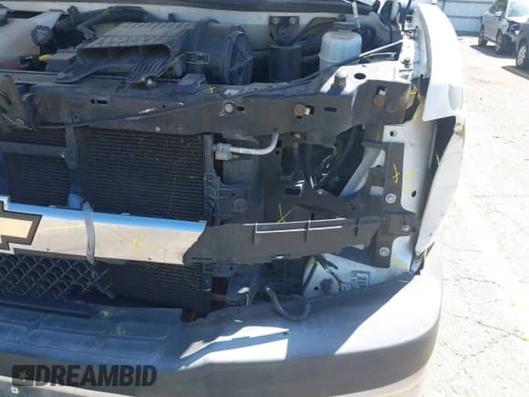 2012 Chevrolet Express Passenger 1LT z VIN 1GAZG1FA4C1189350, wystawiony jako IAAI lot #42246336 z przebiegiem 239 216 mil mil oraz . Historia ofert i sprzedaży dostępna na DreamBid. Obrazek 6.