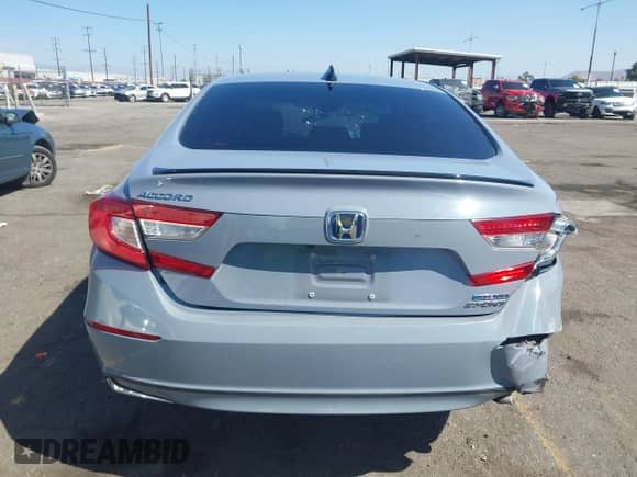 2022 Honda Accord Sport z VIN 1HGCV3F23NA022442, wystawiony jako IAAI lot #43353411 z przebiegiem Nie podano mil oraz . Historia ofert i sprzedaży dostępna na DreamBid. Obrazek 17.