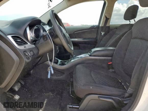 2013 Dodge Journey SXT with VIN 3C4PDCBG7DT637071, listed as a Copart auction lot 82041625 with 123,514 mi miles and Salvage title. Bid and sale history available at DreamBid. Image 7.