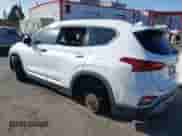 2020 Hyundai Santa Fe SEL z VIN 5NMS33AD9LH143083, wystawiony jako IAAI lot #43385274 z przebiegiem 60 666 mil mil oraz . Historia ofert i sprzedaży dostępna na DreamBid. Obrazek 3.