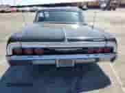 1964 Chevrolet Impala z VIN 41447F153380, wystawiony jako Copart lot #81221825 z przebiegiem 81 151 mil mil oraz Szkoda całkowita • Salvage title. Historia ofert i sprzedaży dostępna na DreamBid. Obrazek 6.