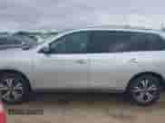 2017 Nissan Pathfinder SL with VIN 5N1DR2MN4HC648844, listed as a IAAI auction lot 42956729 with 111,938 mi miles and . Bid and sale history available at DreamBid. Image 14.