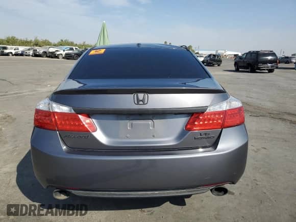 2013 Honda Accord Touring z VIN 1HGCR3F94DA037659, wystawiony jako Copart lot #71012895 z przebiegiem Nie podano mil oraz Szkoda całkowita • Salvage title. Historia ofert i sprzedaży dostępna na DreamBid. Obrazek 6.