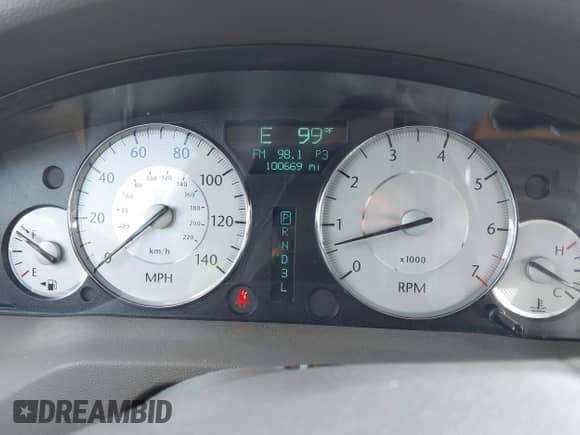 2008 Chrysler 300 Limited with VIN 2C3KA33GX8H119217, listed as a IAAI auction lot 42736906 with 100,669 mi miles and . Bid and sale history available at DreamBid. Image 7.