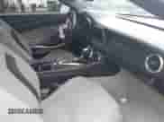 2020 Chevrolet Camaro 1LT с VIN 1G1FB3DX1L0106953, выставлен на аукционе IAAI как лот 43113084 с пробегом 54 909 миль миль и . История ставок и продаж доступна на DreamBid. Изображение 5.