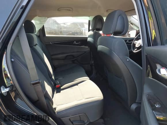 2016 Kia Sorento LX with VIN 5XYPG4A35GG146280, listed as a IAAI auction lot 42965198 with 43,441 mi miles and . Bid and sale history available at DreamBid. Image 8.