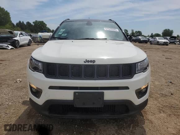 2021 Jeep Compass Latitude with VIN 3C4NJDBB3MT555204, listed as a Copart auction lot 64049325 with 42,314 mi miles and Salvage title. Bid and sale history available at DreamBid. Image 5.