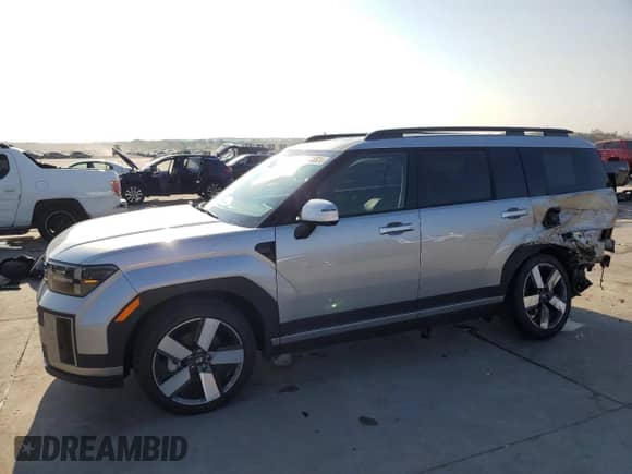 2024 Hyundai Santa Fe Limited с VIN 5NMP44GL7RH024299, выставлен на аукционе Copart как лот 68245524 с пробегом 5 637 миль миль и Списание • Salvage title. История ставок и продаж доступна на DreamBid. Изображение 1.