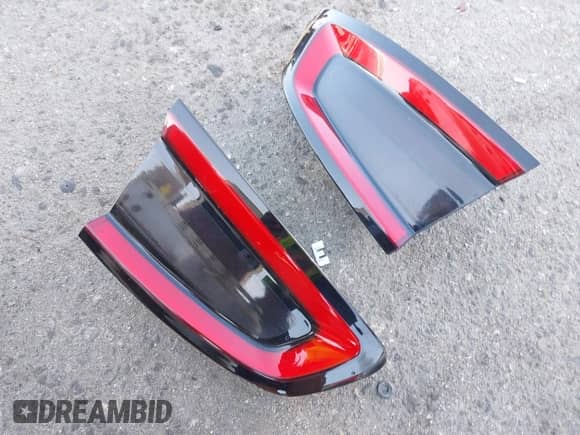 2015 Dodge Charger RT с VIN 2C3CDXCT2FH777143, выставлен на аукционе IAAI как лот 42303147 с пробегом 129 267 миль миль и . История ставок и продаж доступна на DreamBid. Изображение 18.