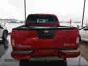 2016 Nissan Frontier S z VIN 1N6AD0EV3GN741881, wystawiony jako IAAI lot #42197636 z przebiegiem 101 565 mil mil oraz . Historia ofert i sprzedaży dostępna na DreamBid. Obrazek 17.