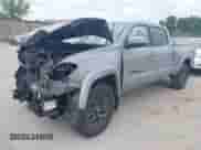 2021 Toyota Tacoma SR5 z VIN 3TMDZ5BN7MM106221, wystawiony jako IAAI lot #42827931 z przebiegiem 71 851 mil mil oraz . Historia ofert i sprzedaży dostępna na DreamBid. Obrazek 2.
