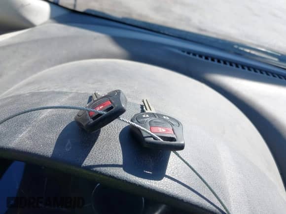 2015 Nissan Note S with VIN 3N1CE2CP7FL363381, listed as a IAAI auction lot 43075695 with 211,559 mi miles and . Bid and sale history available at DreamBid. Image 11.