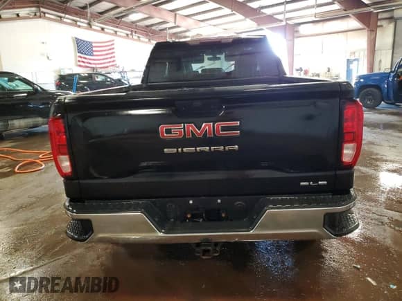 2020 GMC Sierra 1500 SLE with VIN 1GTR9BED5LZ248457, listed as a Copart auction lot 71473225 with 173,879 mi miles and Non repairable. Bid and sale history available at DreamBid. Image 6.