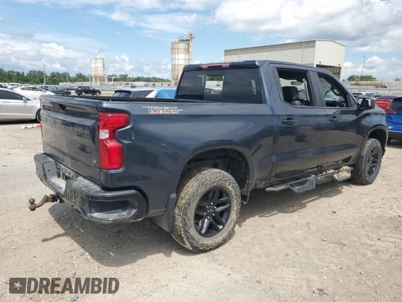 2020 Chevrolet Silverado 1500 LT Trail Boss with VIN 1GCPYFED3LZ373085, listed as a Copart auction lot 67996855 with Not provided miles and Salvage title. Bid and sale history available at DreamBid. Image 3.