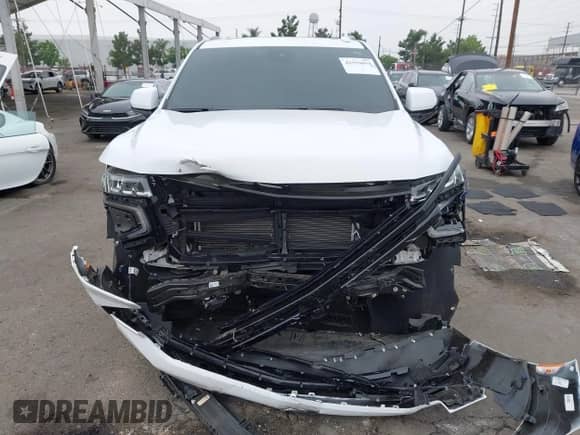 2024 Chevrolet Suburban RST с VIN 1GNSCEKD2RR187061, выставлен на аукционе IAAI как лот 42559094 с пробегом 13 237 миль миль и . История ставок и продаж доступна на DreamBid. Изображение 12.