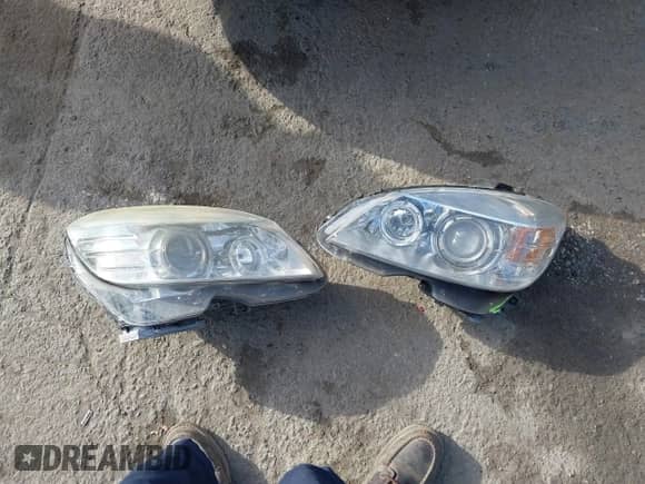 2009 Mercedes-Benz C 350 Sport z VIN WDDGF56X59F200323, wystawiony jako IAAI lot #43283285 z przebiegiem 97 414 mil mil oraz . Historia ofert i sprzedaży dostępna na DreamBid. Obrazek 12.