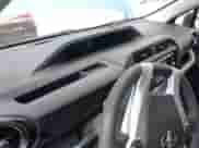 2015 Toyota Prius One z VIN JTDKDTB38F1110142, wystawiony jako IAAI lot #43032276 z przebiegiem Nie podano mil oraz . Historia ofert i sprzedaży dostępna na DreamBid. Obrazek 14.