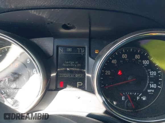 2012 Jeep Grand Cherokee Laredo z VIN 1C4RJEAGXCC355967, wystawiony jako IAAI lot #43340649 z przebiegiem 218 264 mil mil oraz . Historia ofert i sprzedaży dostępna na DreamBid. Obrazek 7.