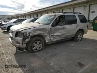 2008 Ford Explorer XLT z VIN 1FMEU73E88UB18436, wystawiony jako Copart lot #87227345 z przebiegiem 251 124 mil mil oraz Szkoda całkowita • Salvage title. Historia ofert i sprzedaży dostępna na DreamBid. Obrazek 1.
