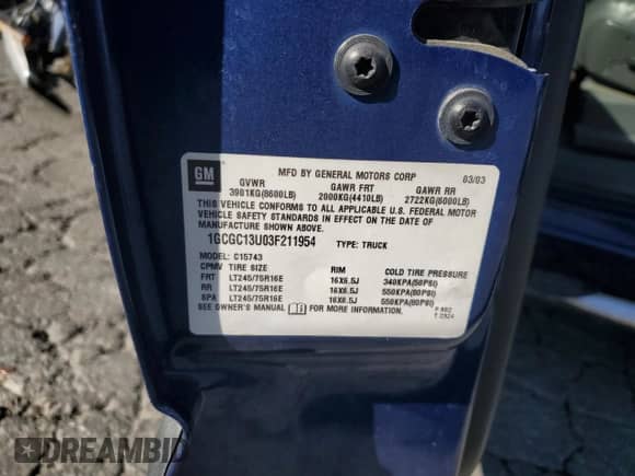 2003 Chevrolet Silverado 1500HD LS z VIN 1GCGC13U03F211954, wystawiony jako Copart lot #41679445 z przebiegiem Nie podano mil oraz Szkoda całkowita • Salvage title. Historia ofert i sprzedaży dostępna na DreamBid. Obrazek 12.