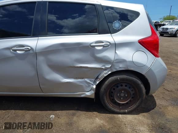 2014 Nissan Note SV with VIN 3N1CE2CPXEL411843, listed as a IAAI auction lot 42162190 with 91,514 mi miles and . Bid and sale history available at DreamBid. Image 6.