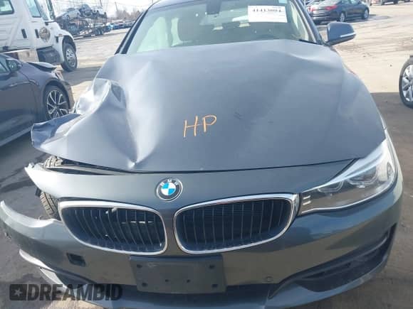 2014 BMW 3 Series 335i Gran Turismo xDrive z VIN WBA3X9C57ED867929, wystawiony jako IAAI lot #41413094 z przebiegiem Nie podano mil oraz . Historia ofert i sprzedaży dostępna na DreamBid. Obrazek 12.