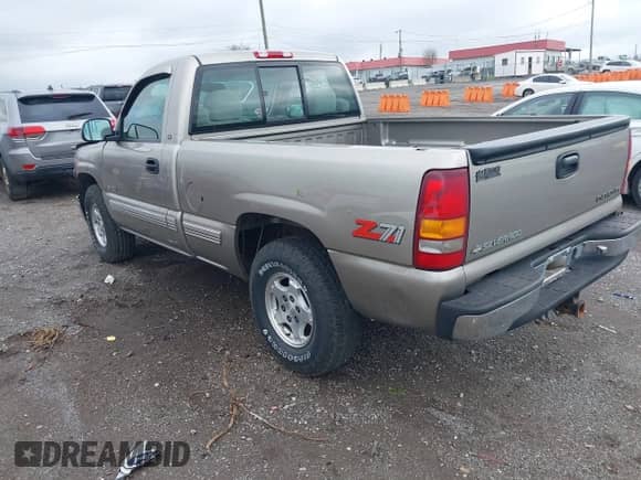 1999 Chevrolet Silverado 1500 LS z VIN 1GCEK14T3XZ161362, wystawiony jako IAAI lot #41973905 z przebiegiem 153 845 mil mil oraz . Historia ofert i sprzedaży dostępna na DreamBid. Obrazek 3.