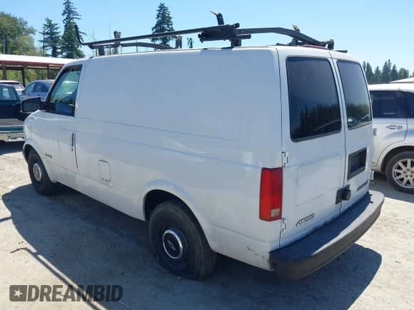 1998 Chevrolet Astro Cargo с VIN 1GCDM19W0WB182895, выставлен на аукционе IAAI как лот 42673235 с пробегом 270 328 миль миль и . История ставок и продаж доступна на DreamBid. Изображение 3.