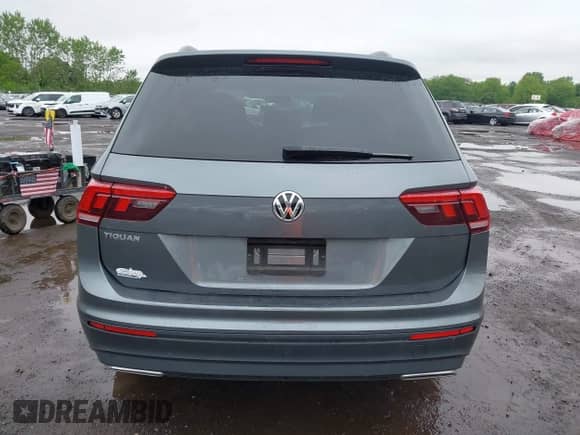 2019 Volkswagen Tiguan S with VIN 3VV0B7AX0KM005201, listed as a IAAI auction lot 42379065 with 18,104 mi miles and . Bid and sale history available at DreamBid. Image 16.