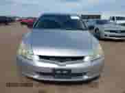 2003 Honda Accord EX z VIN JHMCM55683C083559, wystawiony jako IAAI lot #43018520 z przebiegiem 331 795 mil mil oraz . Historia ofert i sprzedaży dostępna na DreamBid. Obrazek 6.