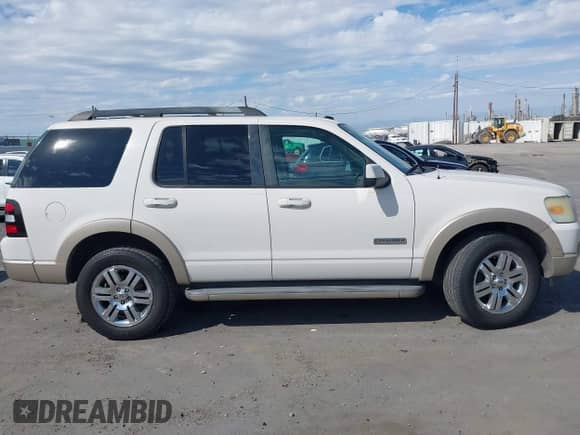 2008 Ford Explorer Eddie Bauer with VIN 1FMEU64E38UA89999, listed as a IAAI auction lot 43283411 with 164,934 mi miles and . Bid and sale history available at DreamBid. Image 13.