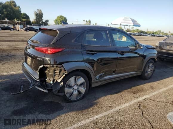 2020 Hyundai Kona SEL с VIN KM8K23AG5LU070103, выставлен на аукционе Copart как лот 71068775 с пробегом 51 678 миль миль и Списание • Salvage title. История ставок и продаж доступна на DreamBid. Изображение 3.
