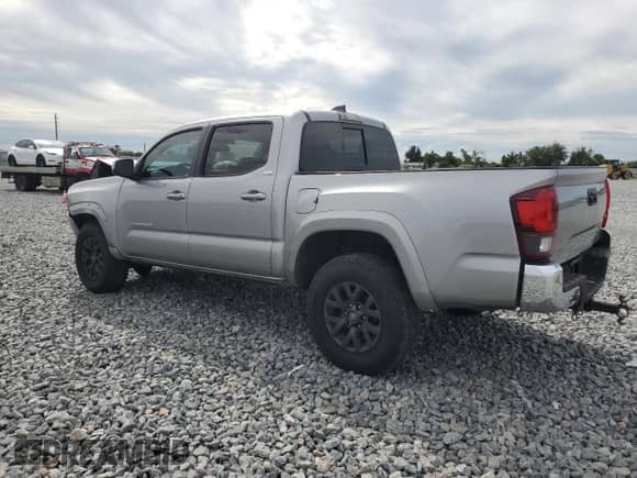 2021 Toyota Tacoma SR5 with VIN 5TFAZ5CN3MX098288, listed as a Copart auction lot 81489995 with 80,073 mi miles and Non repairable. Bid and sale history available at DreamBid. Image 2.