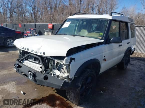 2000 Land Rover Discovery Cloth с VIN SALTY1546YA247075, выставлен на аукционе IAAI как лот 41650529 с пробегом 140 039 миль миль и . История ставок и продаж доступна на DreamBid. Изображение 2.
