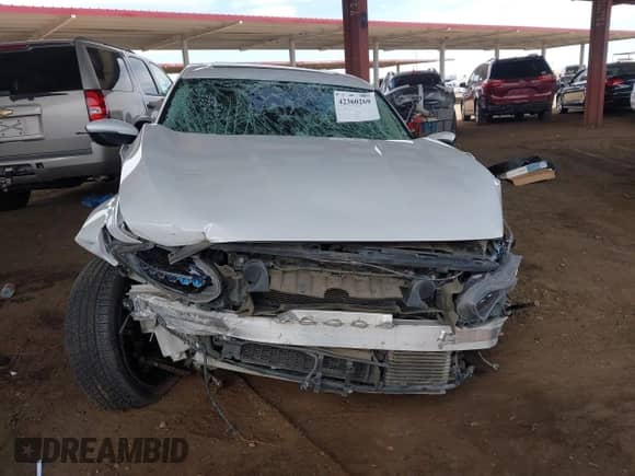 2020 Honda Accord Touring with VIN 1HGCV3F90LA002627, listed as a IAAI auction lot 42360269 with Not provided miles and . Bid and sale history available at DreamBid. Image 13.
