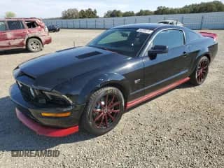 2006 Ford Mustang GT Deluxe с VIN 1ZVHT82H065208318, выставлен на аукционе Copart как лот 84289375 с пробегом 173 126 миль миль и Списание • Salvage title. История ставок и продаж доступна на DreamBid. Изображение 1.