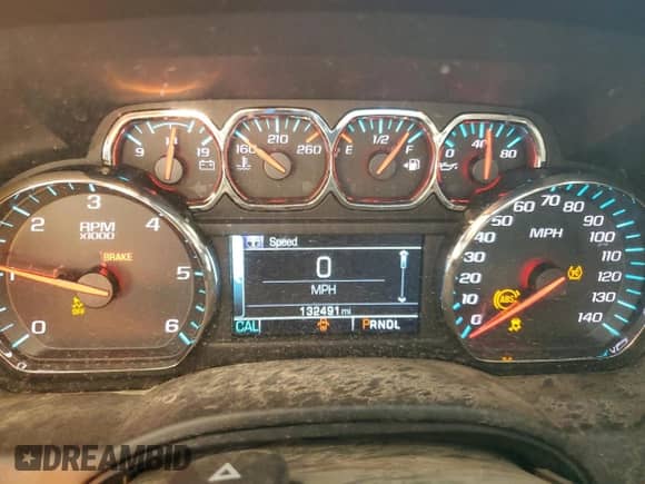 2018 Chevrolet Tahoe LT z VIN 1GNSKBKC6JR375465, wystawiony jako Copart lot #72007885 z przebiegiem 132 491 mil mil oraz Czysty tytuł • Clean title. Historia ofert i sprzedaży dostępna na DreamBid. Obrazek 9.
