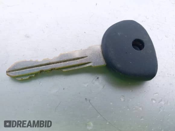 2003 Chevrolet Astro Cargo z VIN 1GCDM19XX3B137256, wystawiony jako IAAI lot #41807199 z przebiegiem 134 275 mil mil oraz . Historia ofert i sprzedaży dostępna na DreamBid. Obrazek 11.