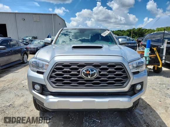 2022 Toyota Tacoma SR z VIN 3TYSZ5AN6NT091760, wystawiony jako Copart lot #63561745 z przebiegiem 61 005 mil mil oraz Szkoda całkowita • Salvage title. Historia ofert i sprzedaży dostępna na DreamBid. Obrazek 5.