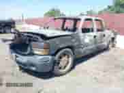 2006 GMC Sierra 1500 SL z VIN 2GTEC13V461343983, wystawiony jako IAAI lot #42374701 z przebiegiem Nie podano mil oraz . Historia ofert i sprzedaży dostępna na DreamBid. Obrazek 2.